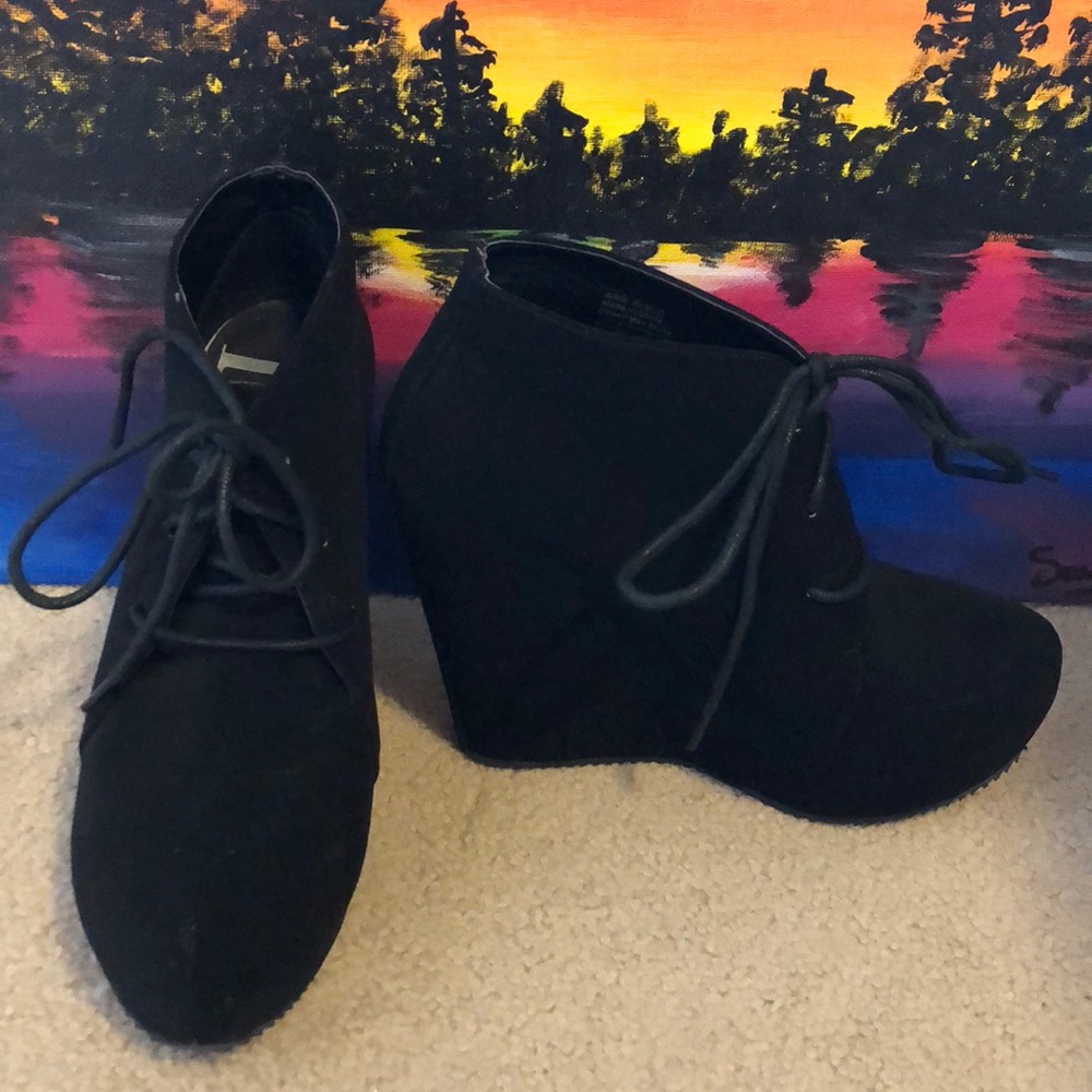 Black Platform Wedge🖤